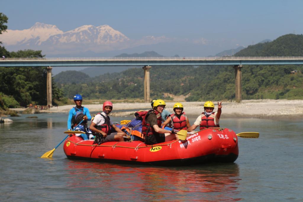 Trishuli River Side Resort Chitwan Exterior photo