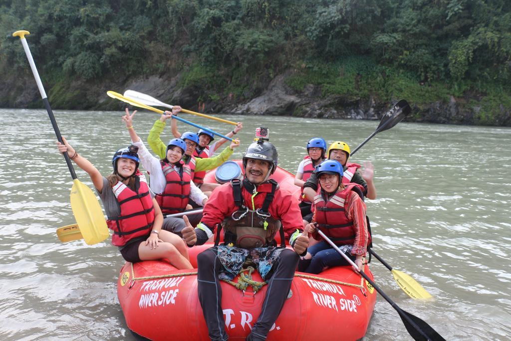 Trishuli River Side Resort Chitwan Exterior photo