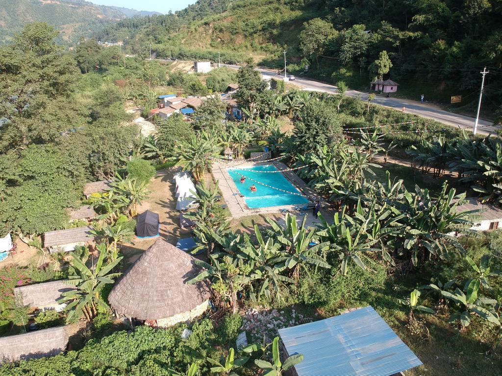 Trishuli River Side Resort Chitwan Exterior photo